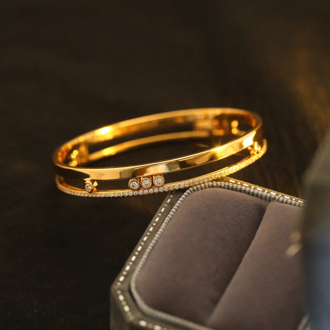 [AuraEcho]Move Romane Diamond Bangle Bracelet
