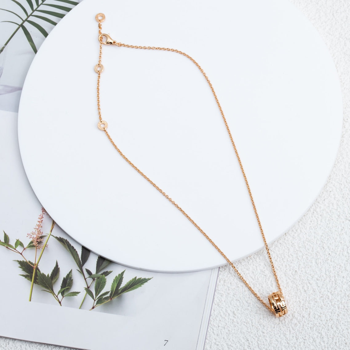 [AuraEcho]PARENTESI NECKLACE PINK GOLD