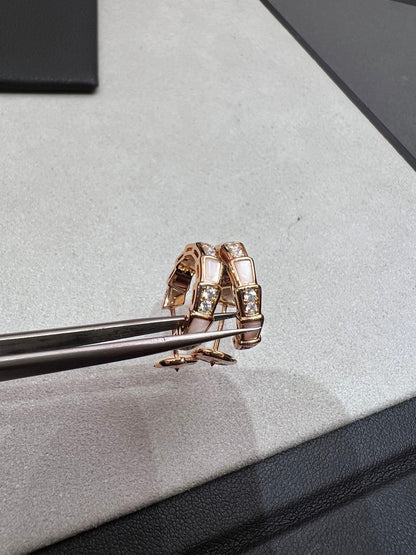 [AuraEcho]SERPENTI MOP PINK GOLD EARRINGS