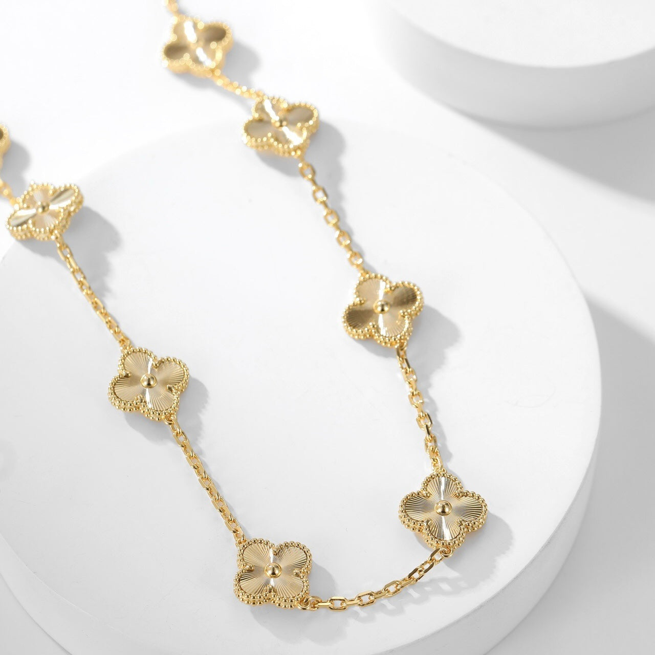 [AuraEcho]CLOVER 10 MOTIFS LASER NECKLACE