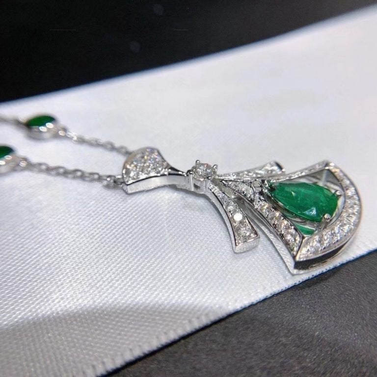 [AuraEcho]DREAM NECKLACE MALACHITE DIAMOND SILVER