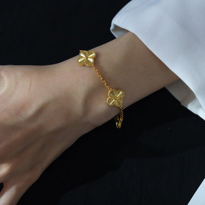 [AuraEcho]Clover Laser  Pulsar Stone 5-Motif & LOVE Diamond-Paved Bracelet Stack Set