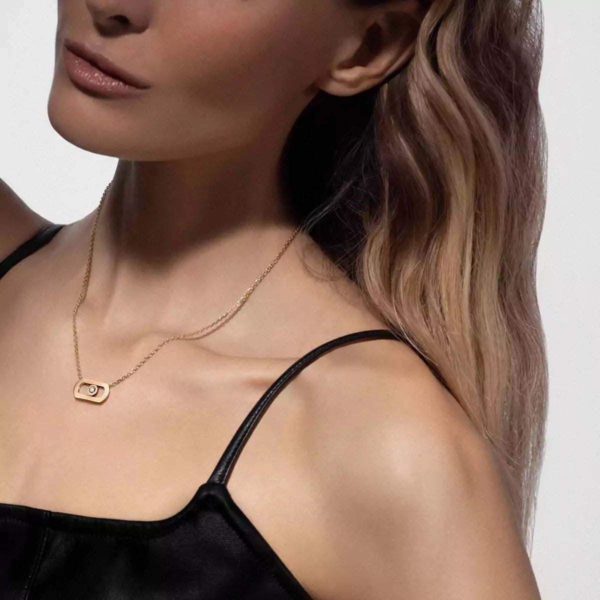 [AuraEcho]So Move Diamond Necklace in Gold
