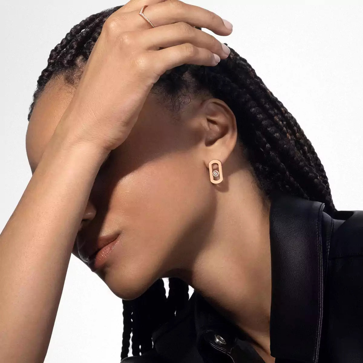 [AuraEcho]So Move Diamond Earrings in Yellow Gold