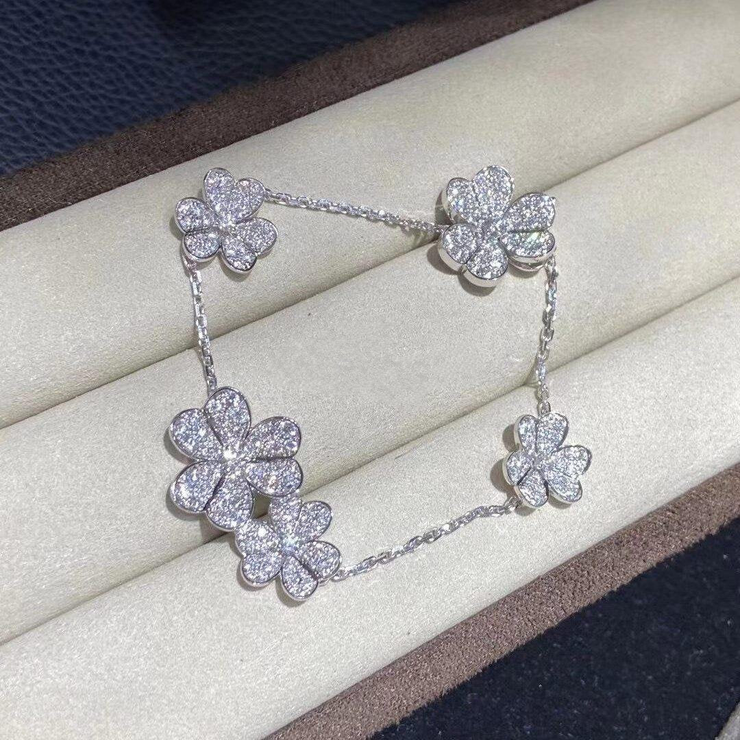 [AuraEcho]FRIVOLE SILVER 5 FLOWERS BRACELET