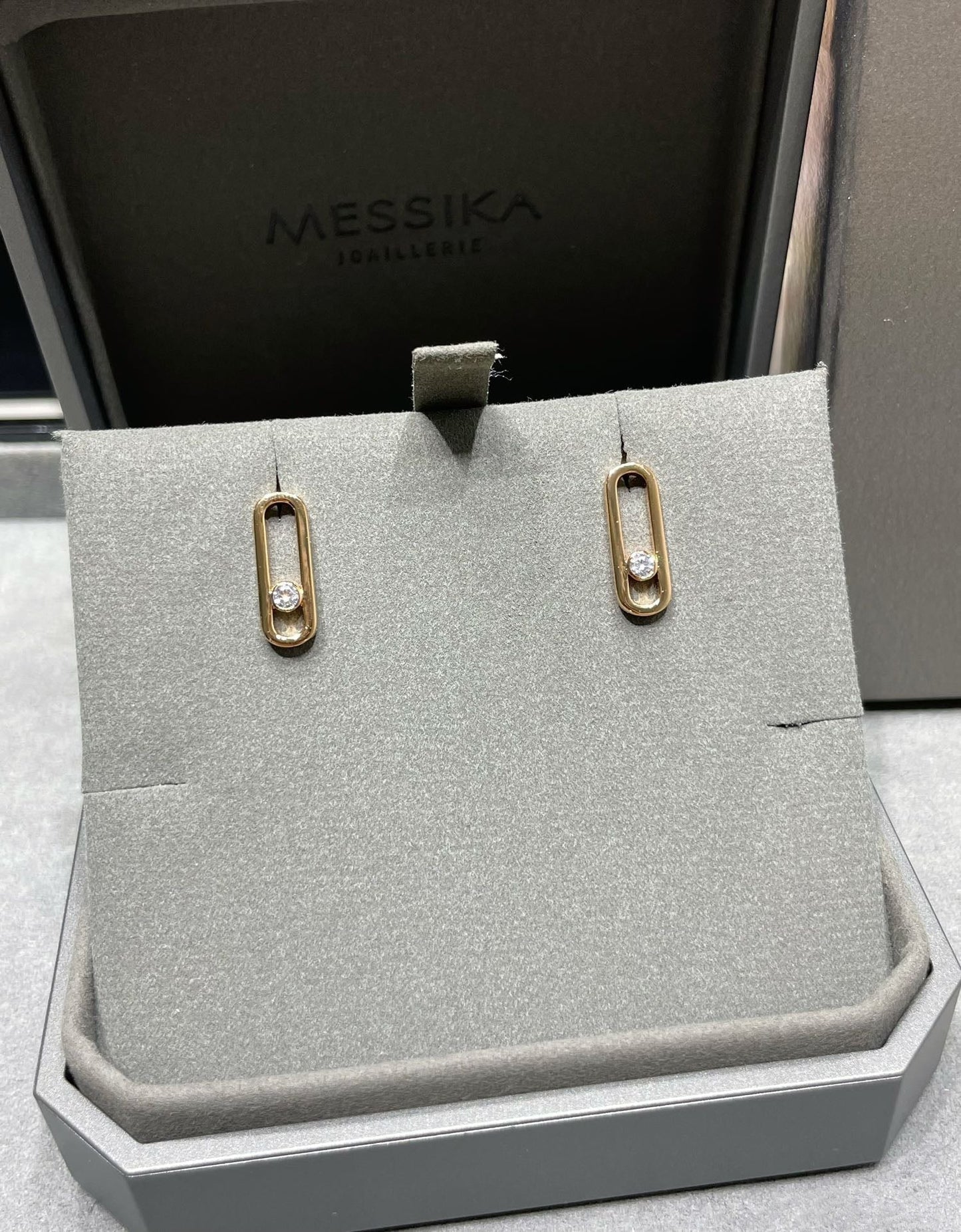 [AuraEcho]MOVE UNO SMALL 1 DIAMOND EARRINGS